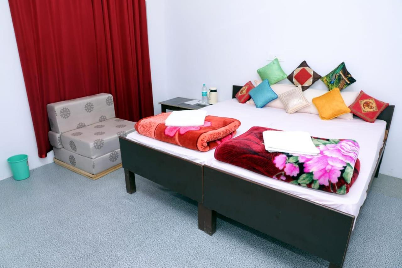 Rigveda Resort Barkot Bagian luar foto